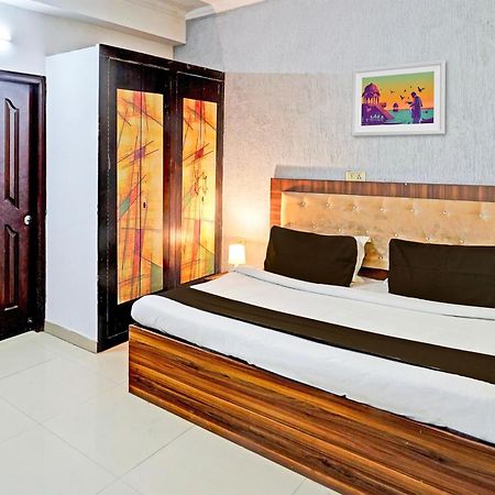 Super Hotel O Palm Dehradun Eksteriør billede